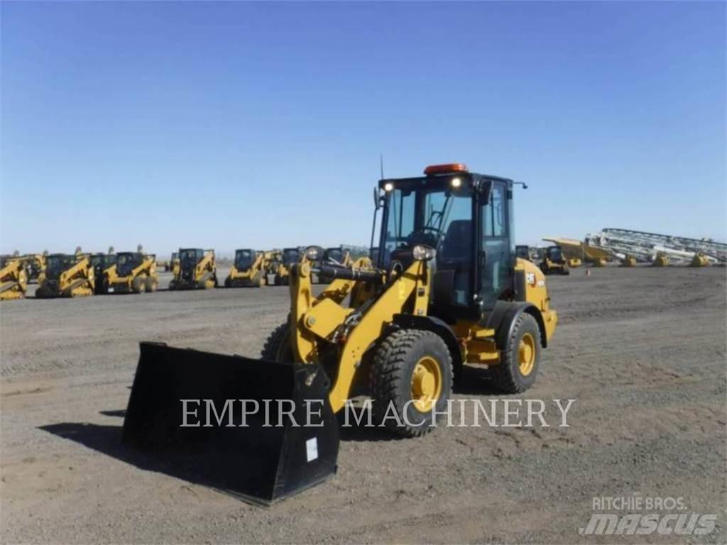 CAT 907M Tekerlekli yükleyiciler