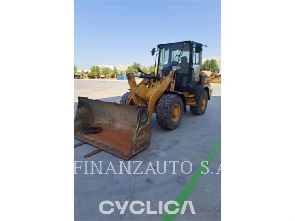 CAT 907M Tekerlekli yükleyiciler
