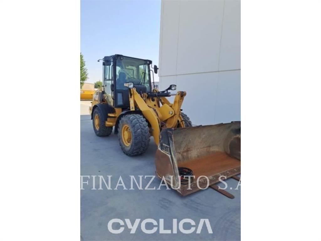 CAT 907M Tekerlekli yükleyiciler