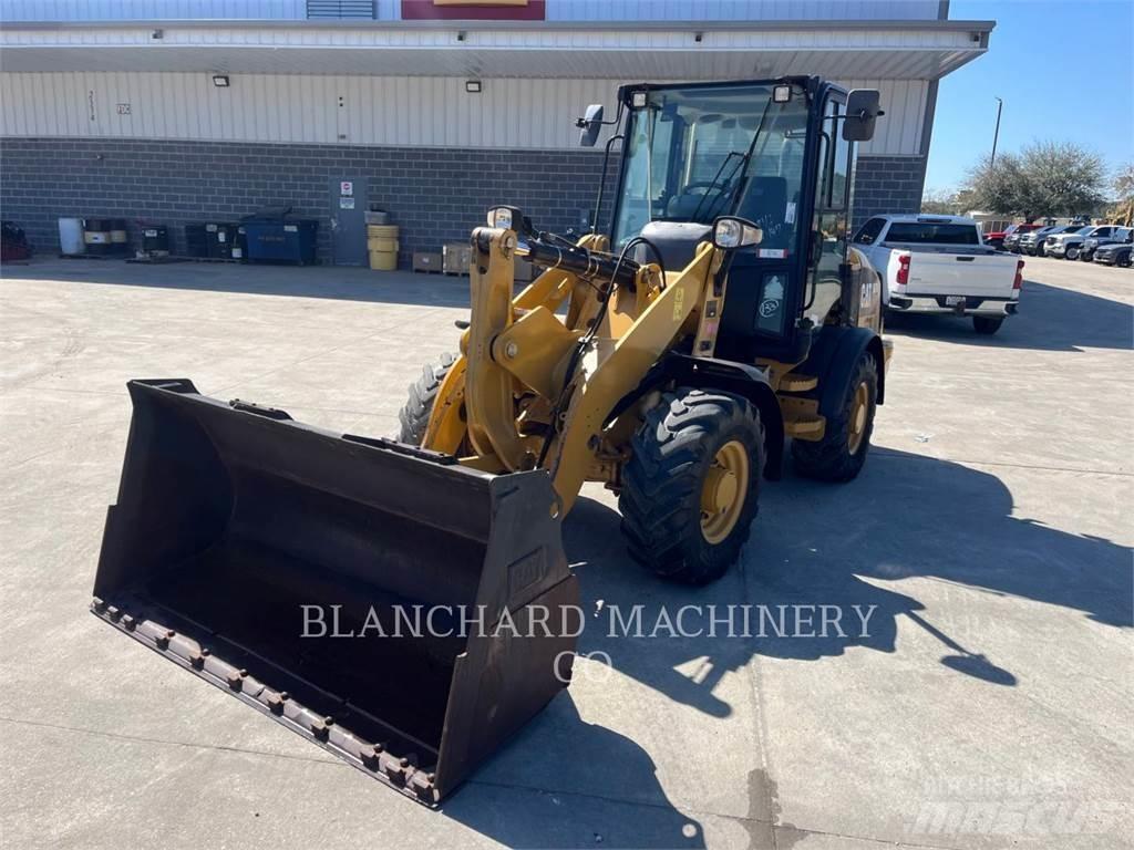CAT 907M Tekerlekli yükleyiciler
