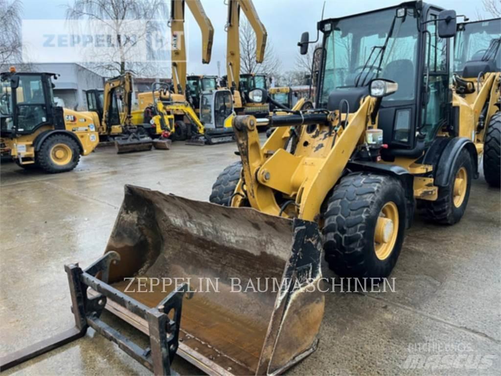 CAT 907M Tekerlekli yükleyiciler