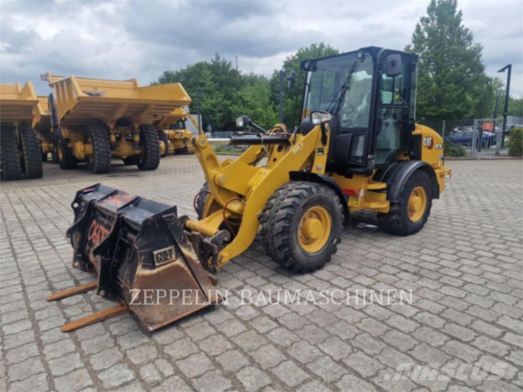 CAT 907M Tekerlekli yükleyiciler