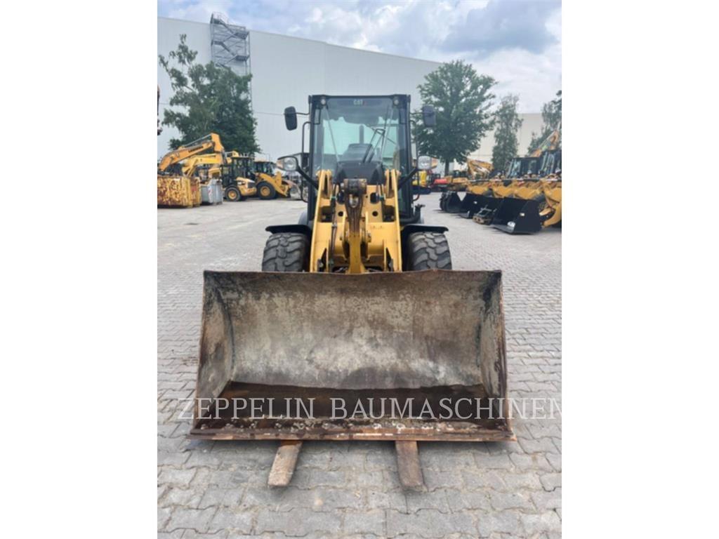 CAT 907M Tekerlekli yükleyiciler