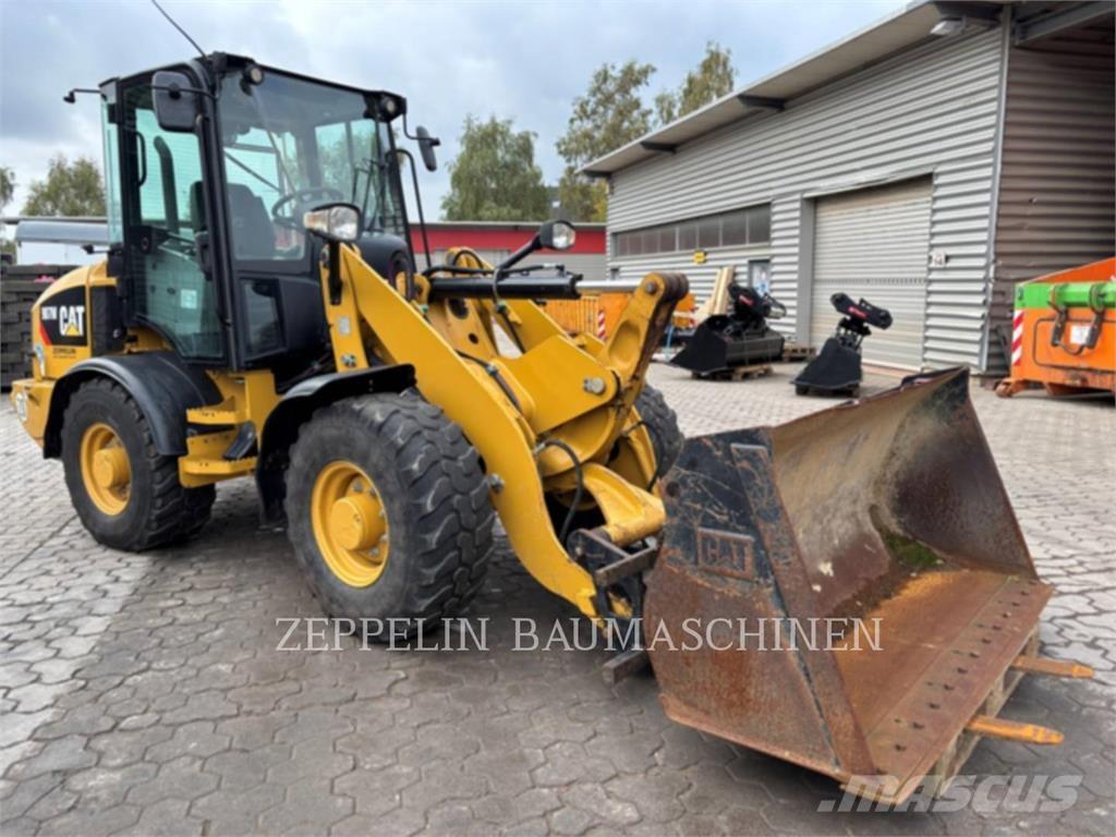 CAT 907M Tekerlekli yükleyiciler