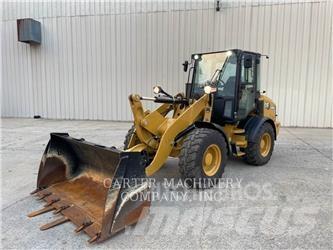 CAT 908 Tekerlekli yükleyiciler