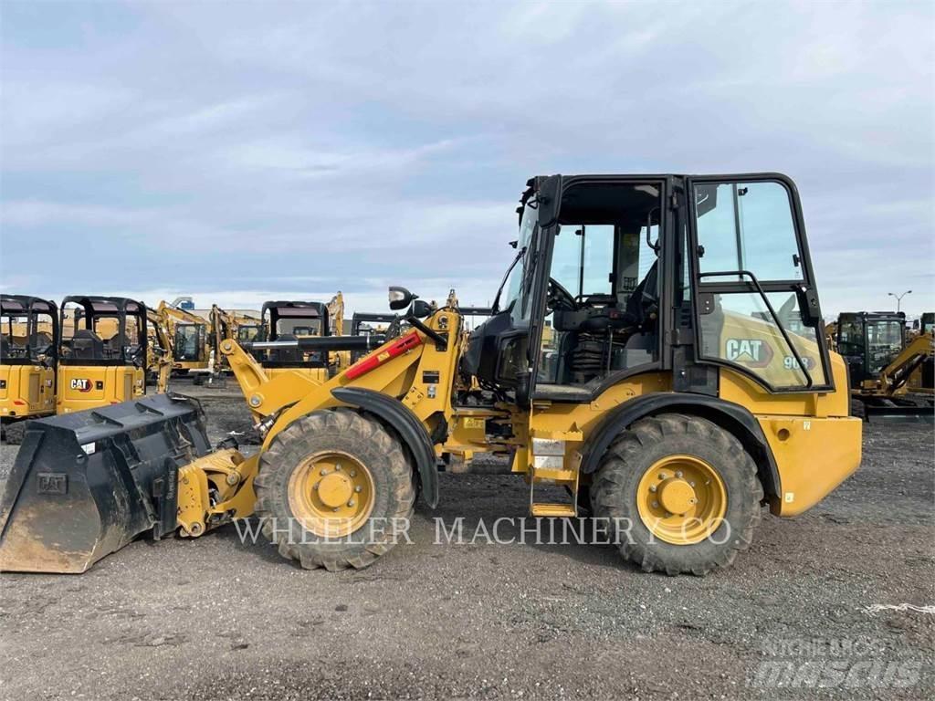 CAT 908 Tekerlekli yükleyiciler