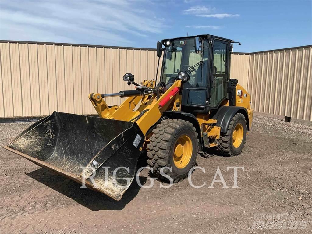 CAT 908 Tekerlekli yükleyiciler