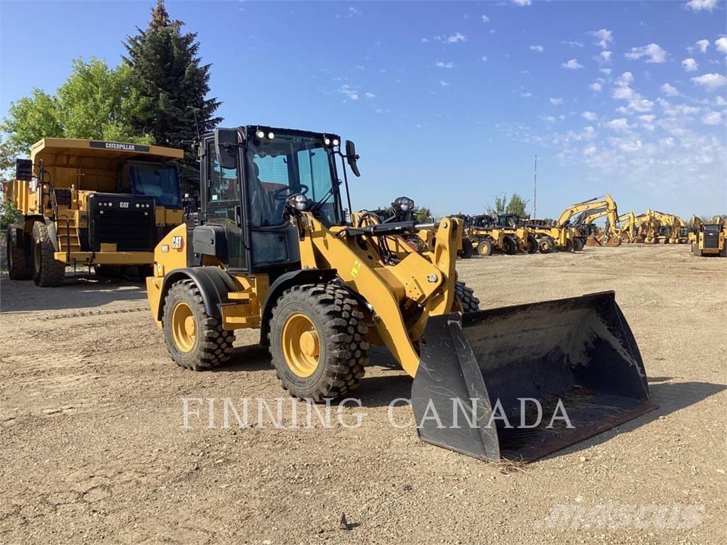 CAT 908 Tekerlekli yükleyiciler