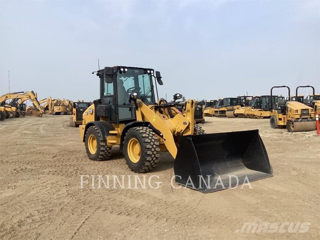 CAT 908 Tekerlekli yükleyiciler