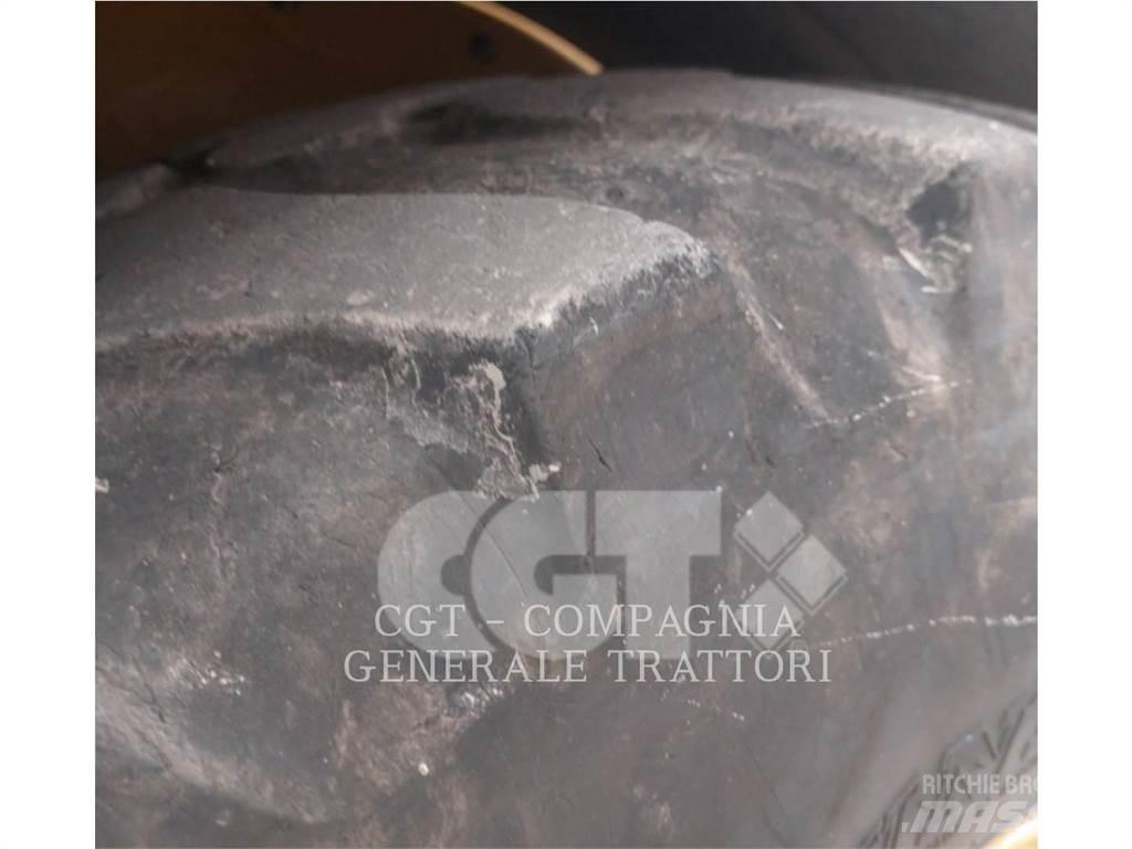 CAT 908 M Tekerlekli yükleyiciler