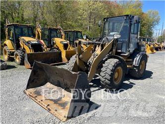 CAT 908H2 Tekerlekli yükleyiciler