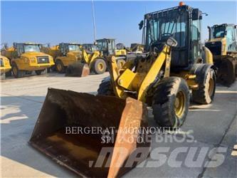 CAT 908M Tekerlekli yükleyiciler