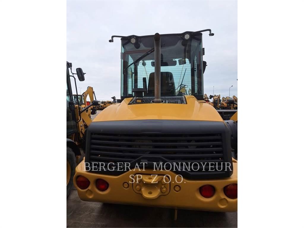 CAT 908M Tekerlekli yükleyiciler
