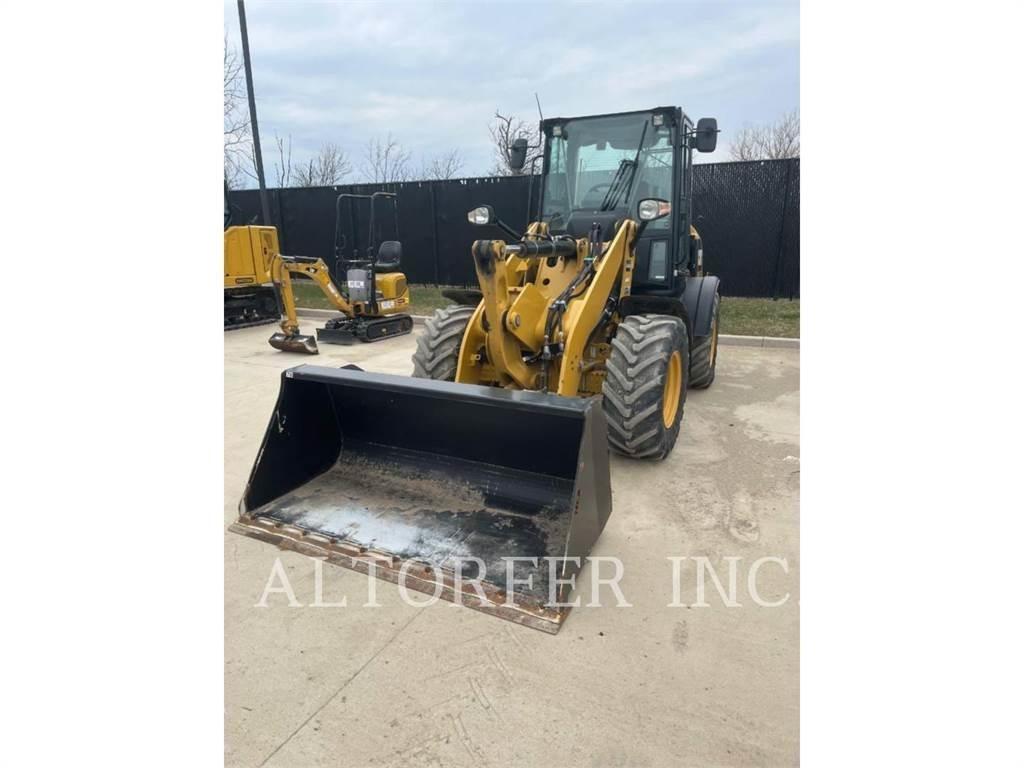 CAT 908M Mini yükleyiciler