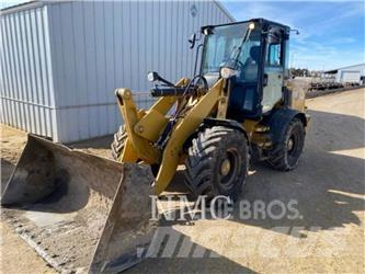 CAT 908M Tekerlekli yükleyiciler
