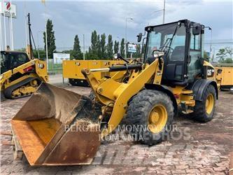 CAT 908M Tekerlekli yükleyiciler
