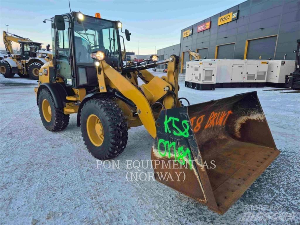 CAT 908M Tekerlekli yükleyiciler