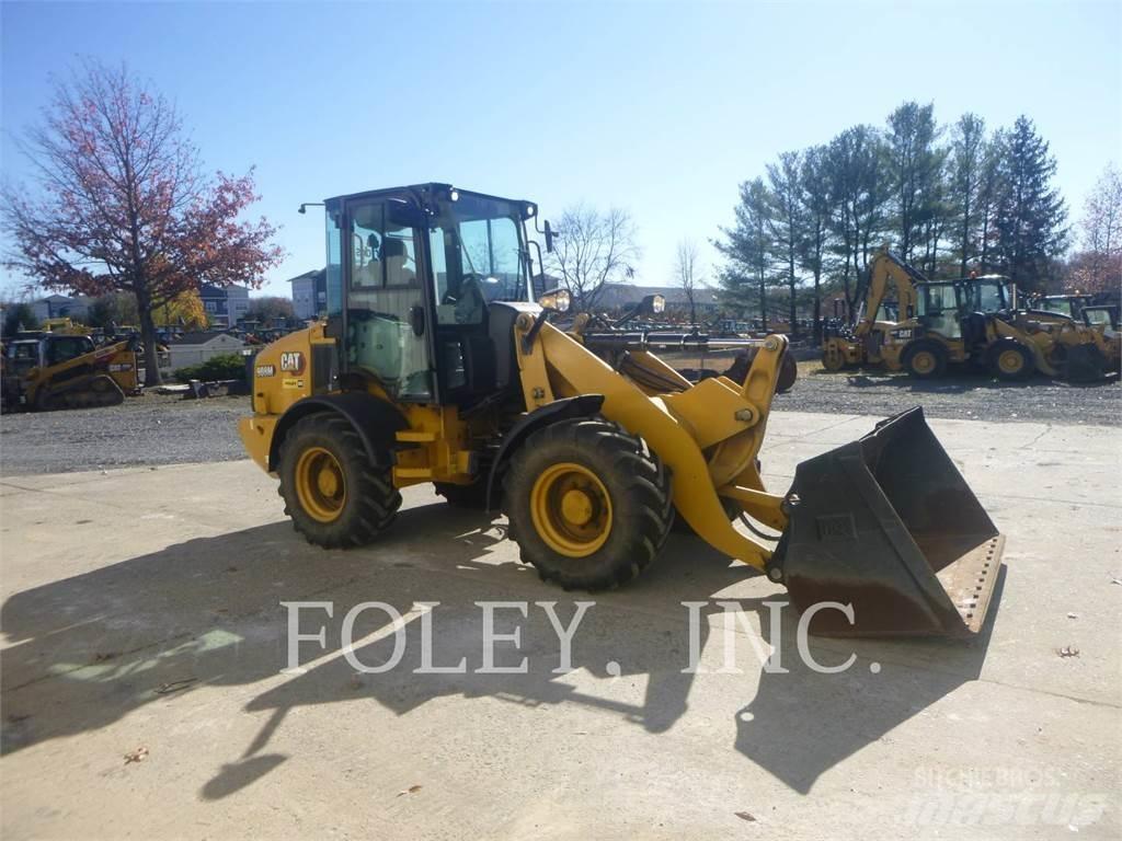 CAT 908M Tekerlekli yükleyiciler