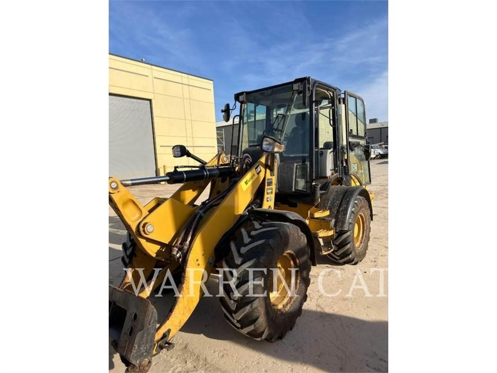 CAT 908M Tekerlekli yükleyiciler