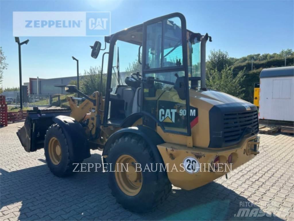 CAT 908M Tekerlekli yükleyiciler