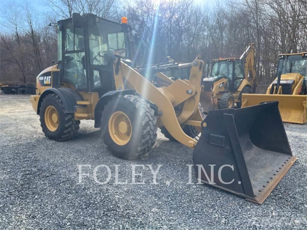 CAT 908M Tekerlekli yükleyiciler