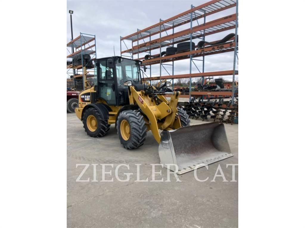 CAT 908M Tekerlekli yükleyiciler