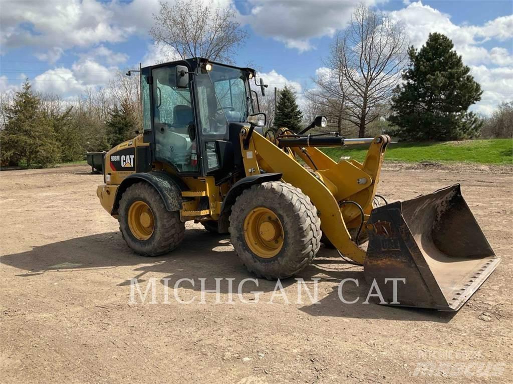 CAT 908M Tekerlekli yükleyiciler