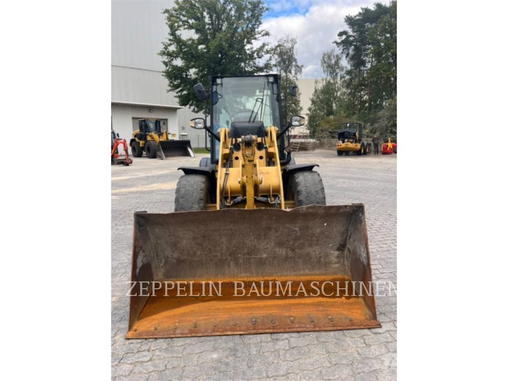 CAT 908M Tekerlekli yükleyiciler