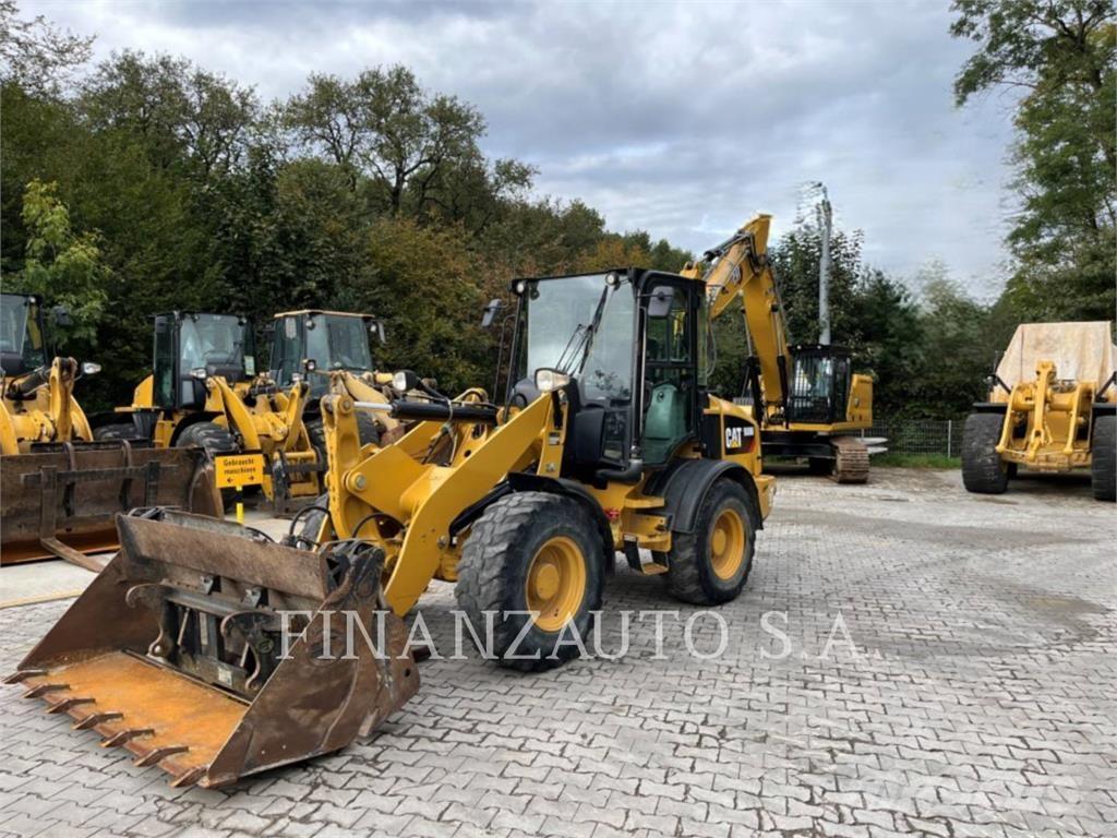 CAT 908M Tekerlekli yükleyiciler