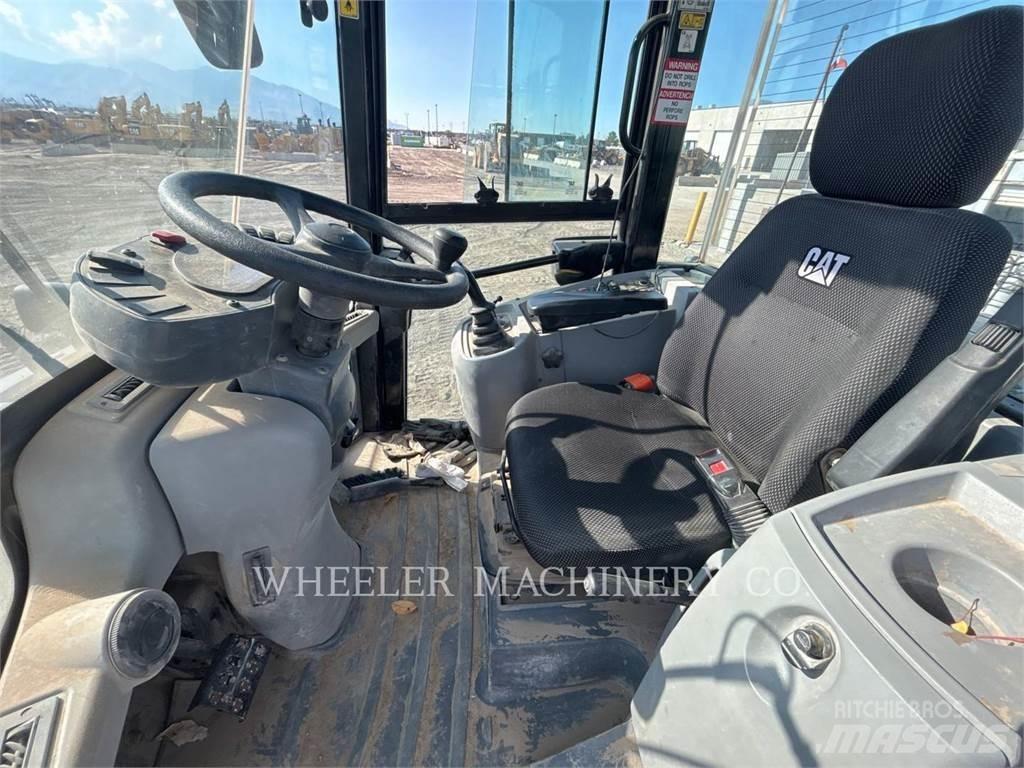 CAT 910M Tekerlekli yükleyiciler