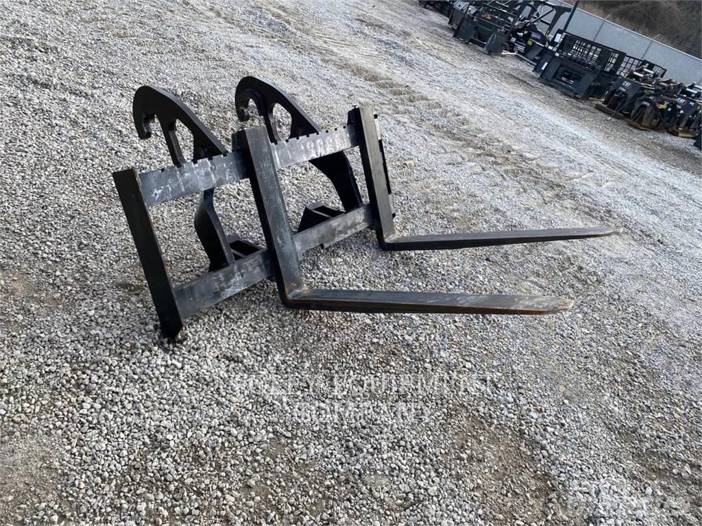 CAT 918M Tekerlekli yükleyiciler