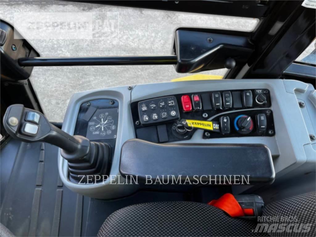 CAT 918M Tekerlekli yükleyiciler