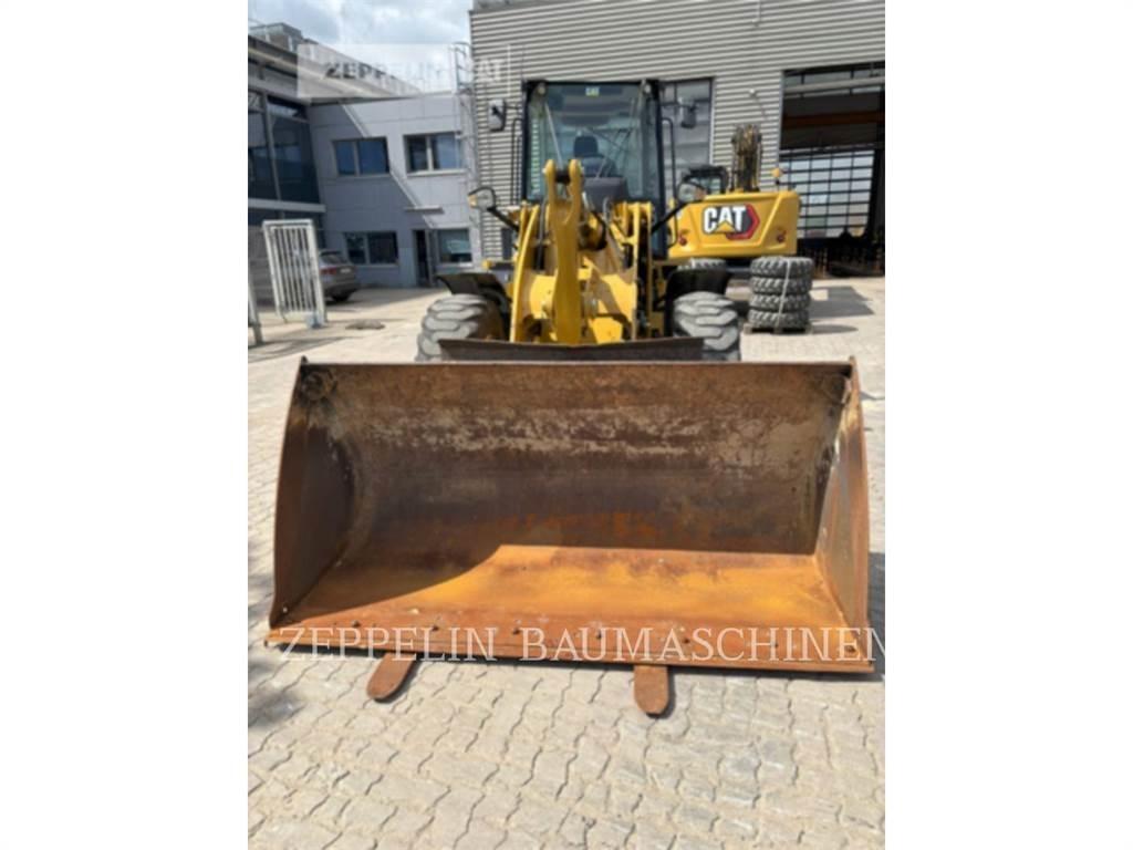CAT 918M Tekerlekli yükleyiciler