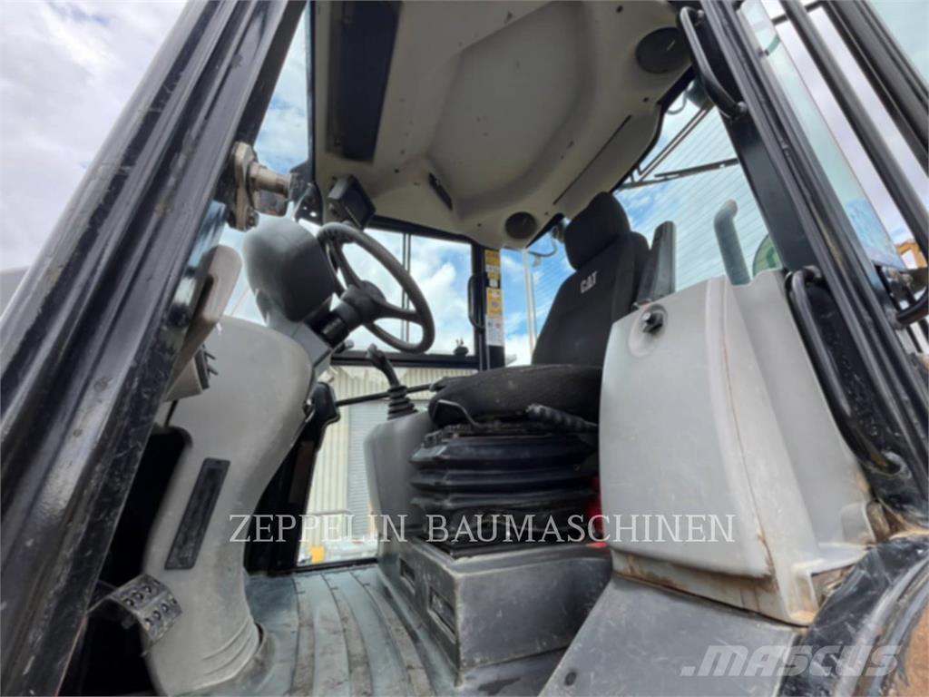 CAT 918M Tekerlekli yükleyiciler