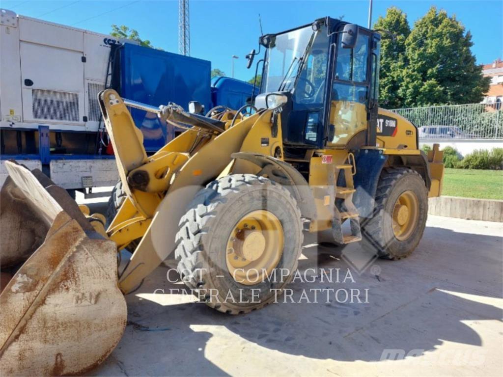 CAT 918M Tekerlekli yükleyiciler
