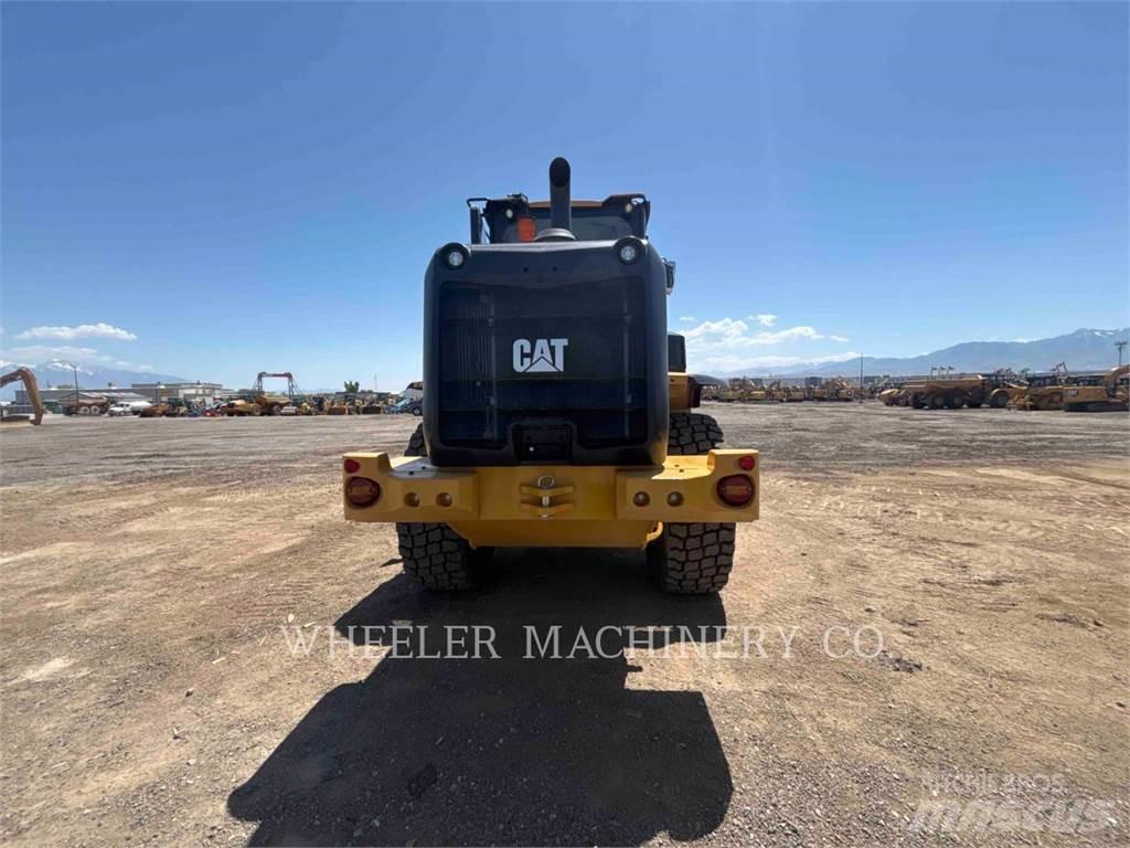 CAT 926 QC 3V Tekerlekli yükleyiciler