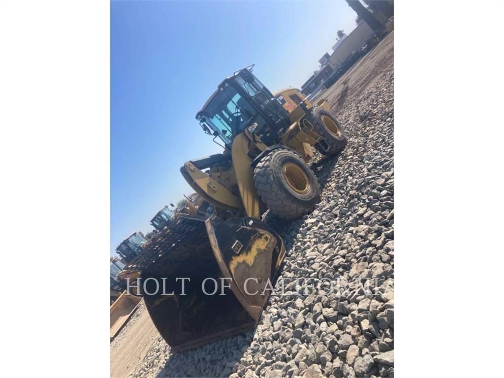 CAT 926M Tekerlekli yükleyiciler