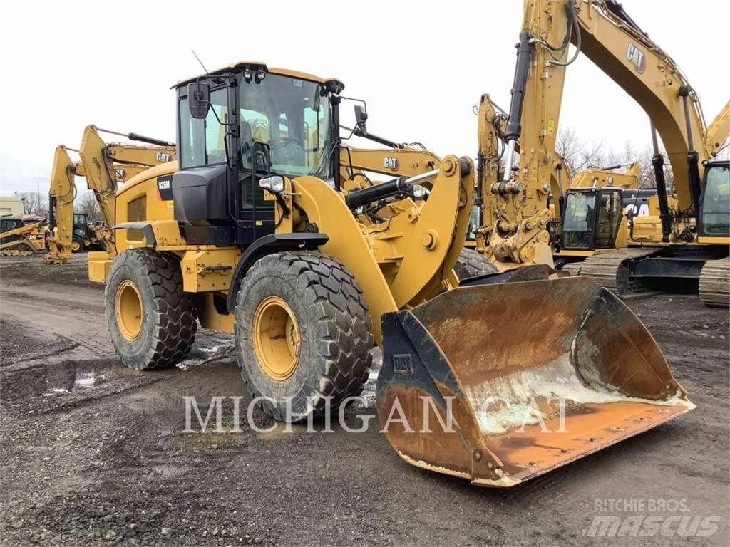 CAT 926M Tekerlekli yükleyiciler