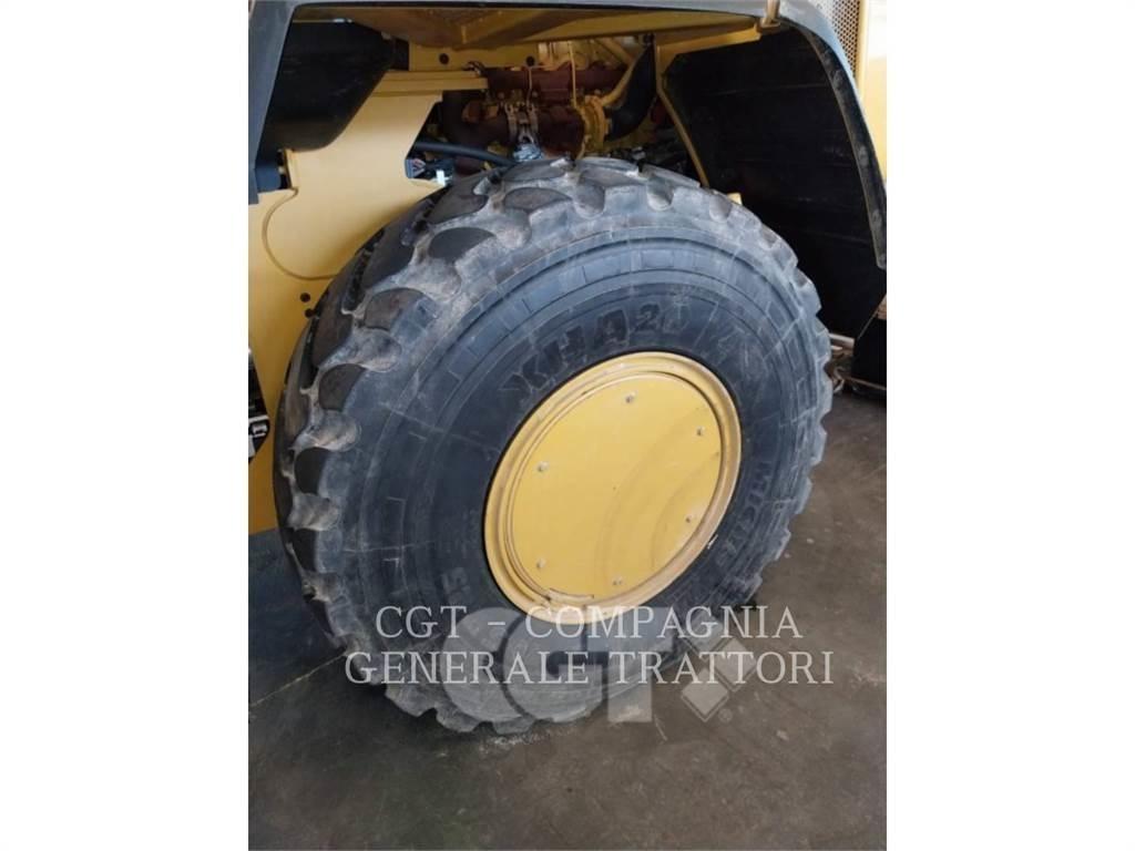 CAT 926M Tekerlekli yükleyiciler