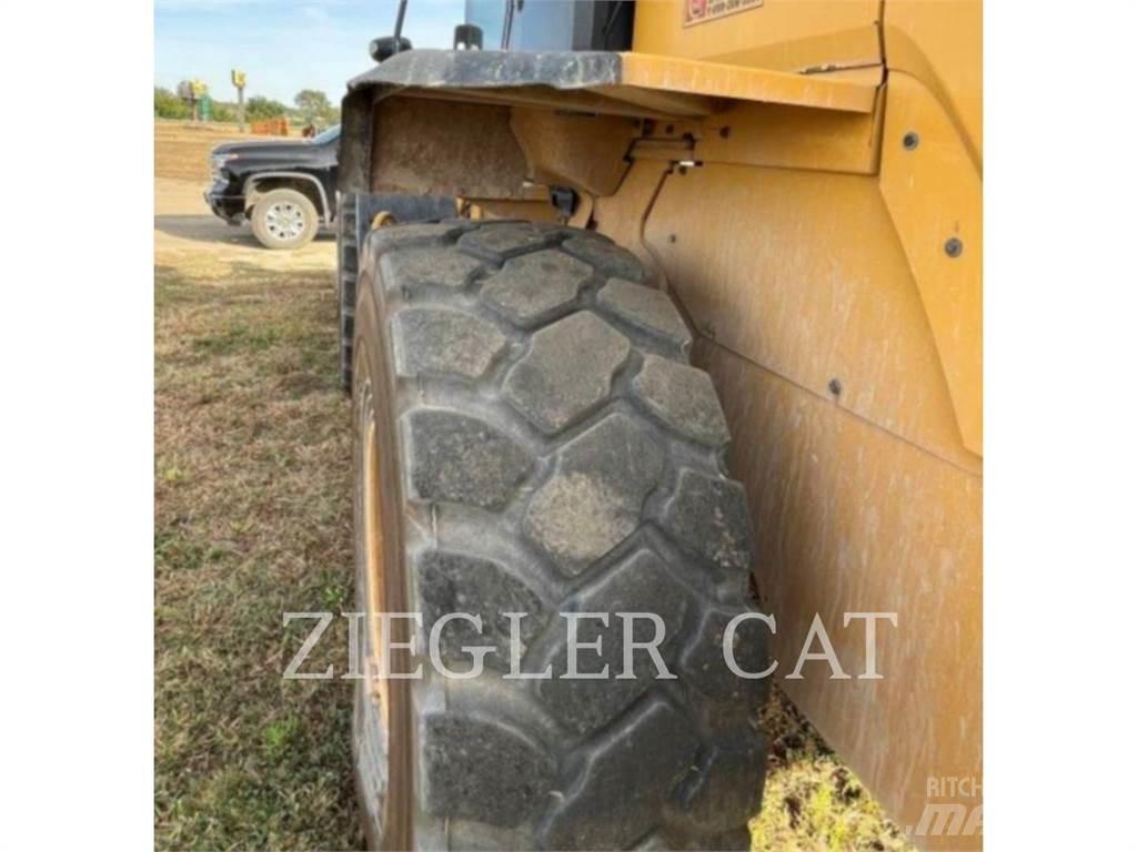 CAT 926M Tekerlekli yükleyiciler