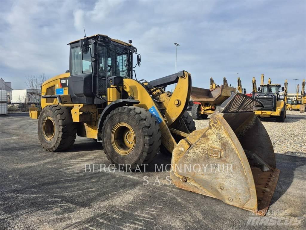 CAT 926M Tekerlekli yükleyiciler