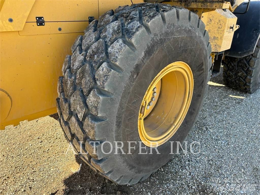 CAT 926M Tekerlekli yükleyiciler