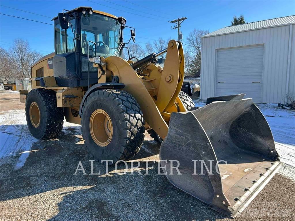 CAT 926M Tekerlekli yükleyiciler