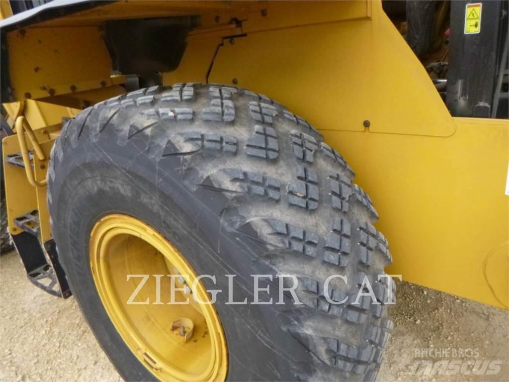 CAT 926M Tekerlekli yükleyiciler