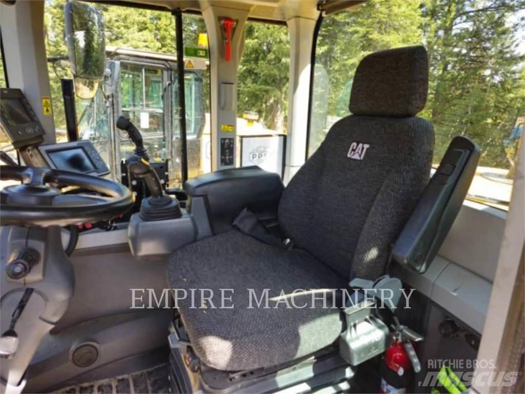 CAT 926M Tekerlekli yükleyiciler