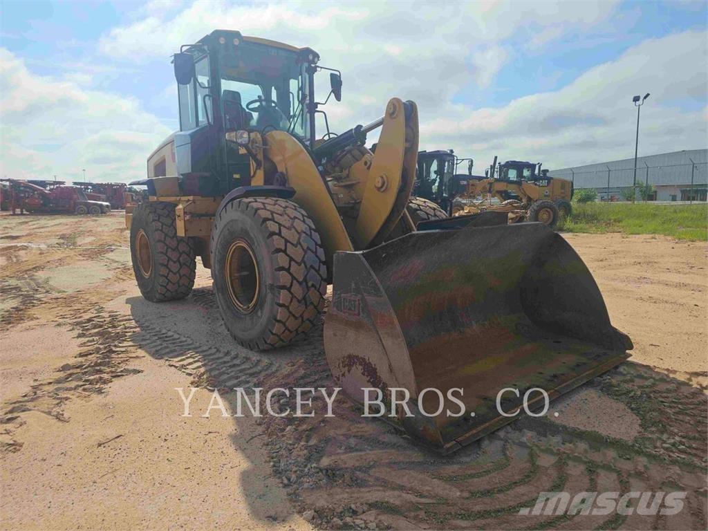 CAT 926M Tekerlekli yükleyiciler
