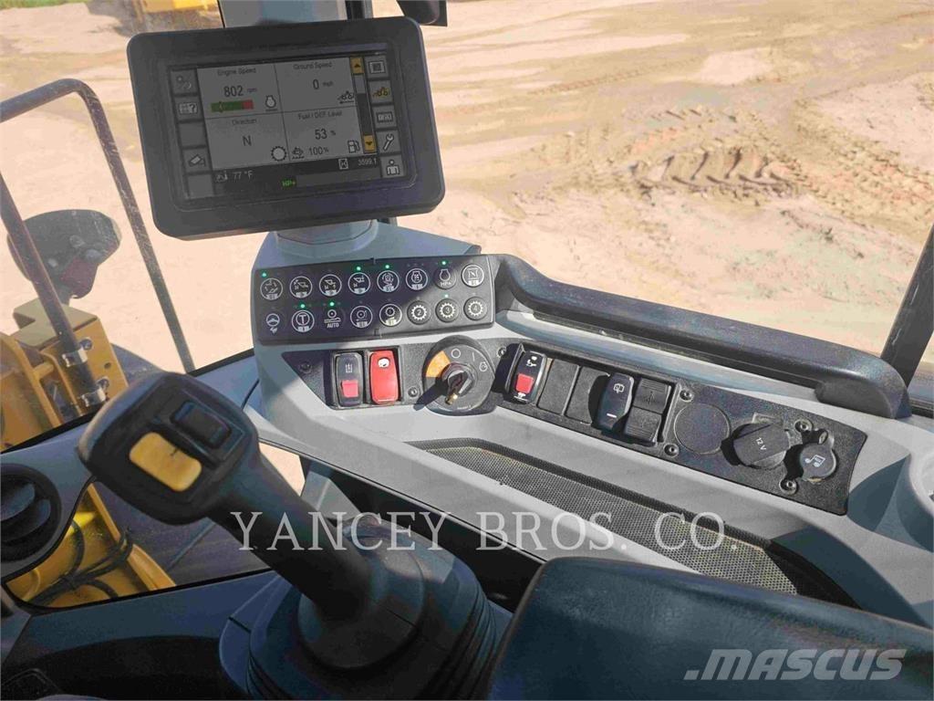 CAT 926M Tekerlekli yükleyiciler