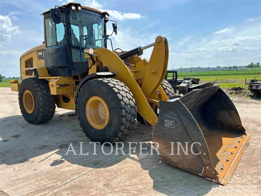 CAT 926M Tekerlekli yükleyiciler