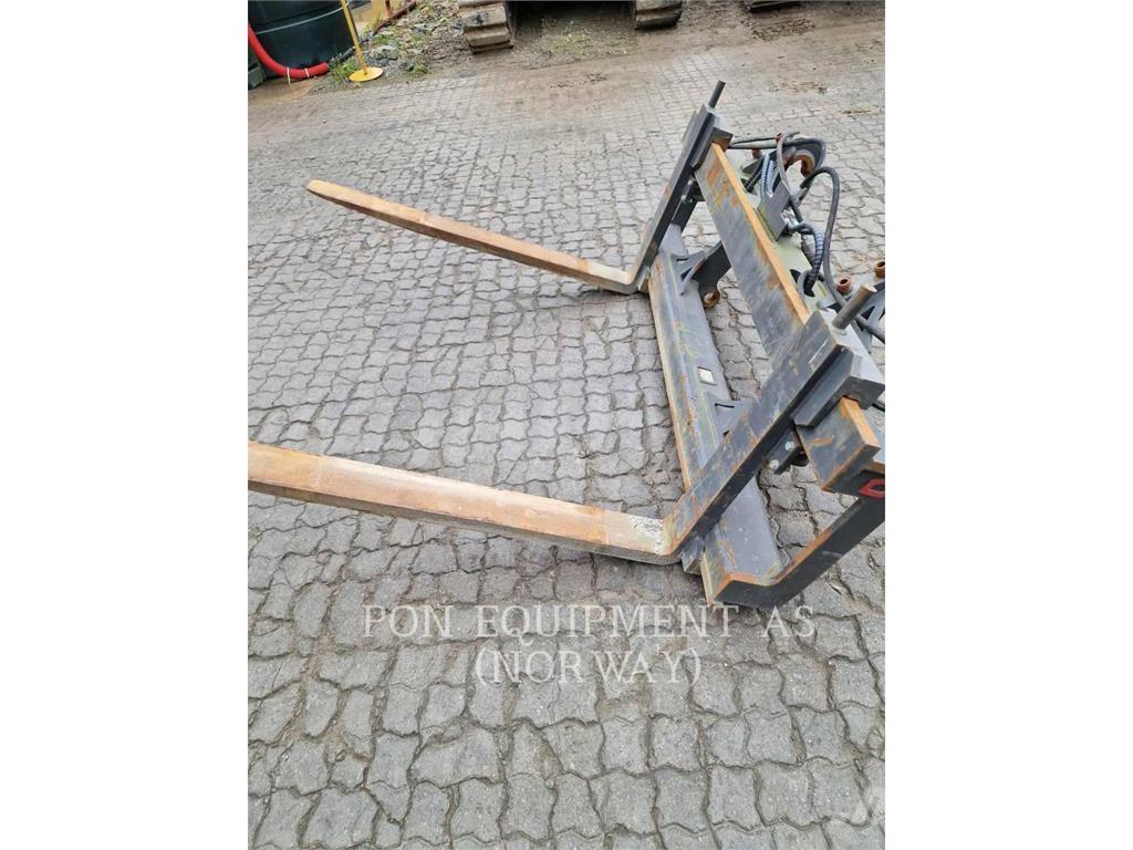 CAT 926M Tekerlekli yükleyiciler