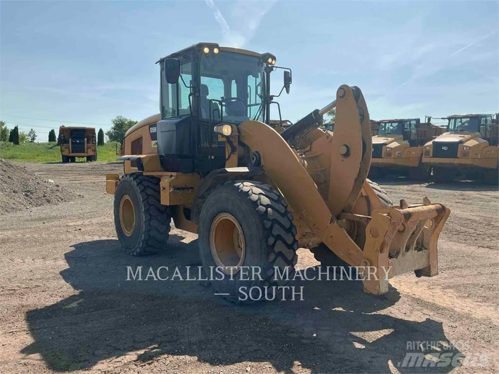 CAT 926M Tekerlekli yükleyiciler